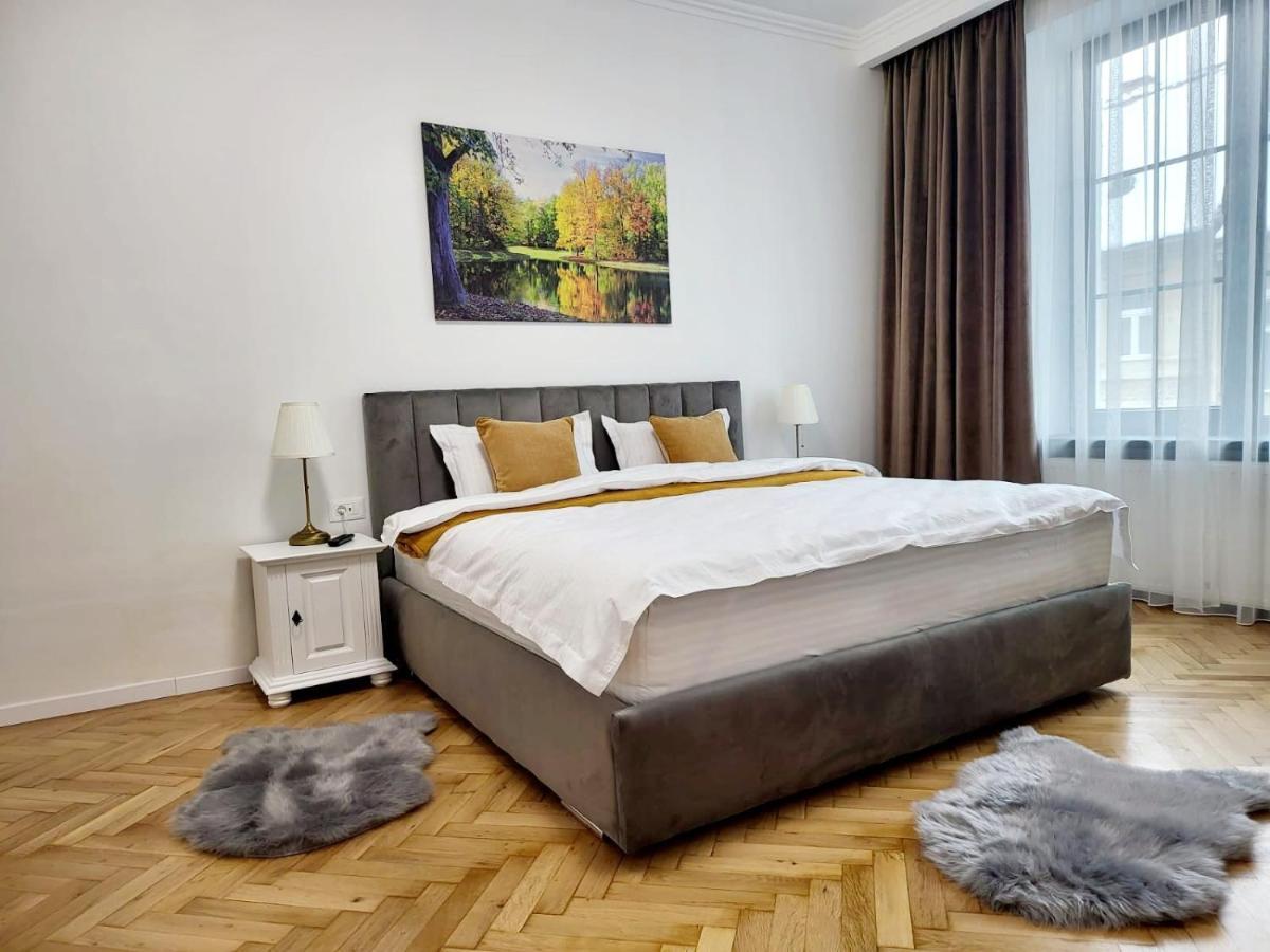 Appartamento Sboldtown By Holztreppe Braşov Esterno foto